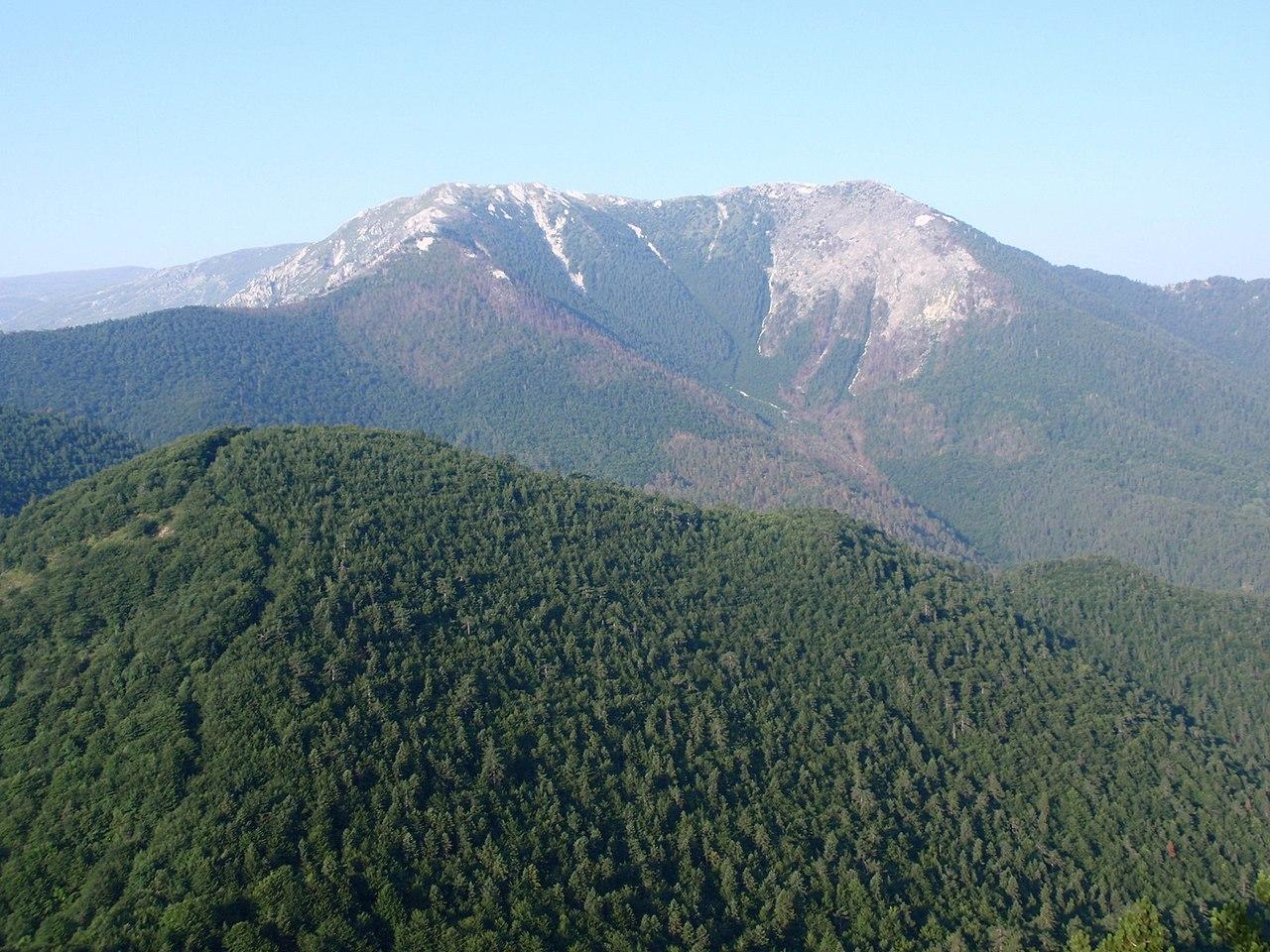 Voras north of Loutraki.jpg